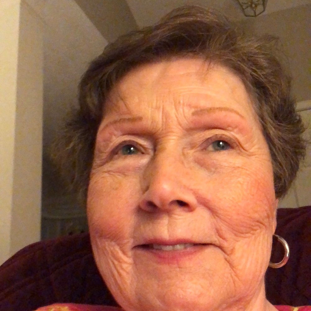Meet your Posher, Carolyn